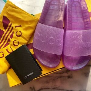 AUTHENTIC GUUCI SLIDES